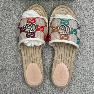Gucci Beige and Multicolor Logo Espadrille Flat Sandals